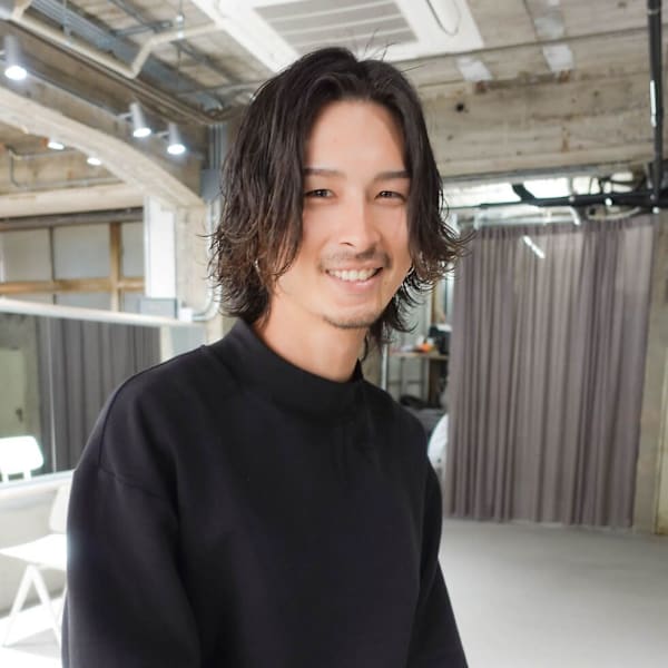 hypericum【ヒペリカム】のスタッフ紹介。西川 斗真