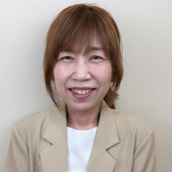 PARIS PARI 衣山店【パリスパリキヌヤマテン】のスタッフ紹介。渡部 千賀子