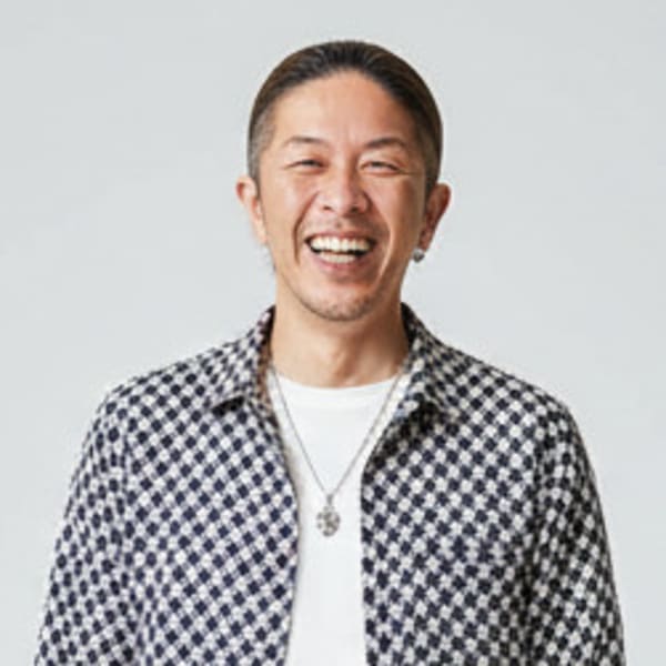 PARIS PARI 衣山店【パリスパリキヌヤマテン】のスタッフ紹介。薬師寺 智樹