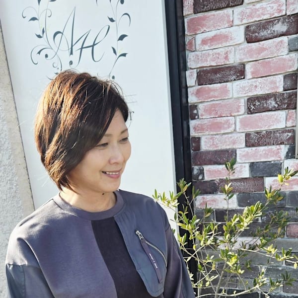 aroma hair【アロマ ヘアー】のスタッフ紹介。藤井賀緒理
