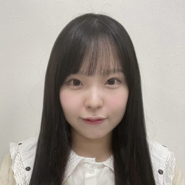 アイブロウサロン i'm 小倉店【眉毛専門店】【アイブロウサロン アイム　コクラテン マユゲセンモンテン】のスタッフ紹介。スズナ 