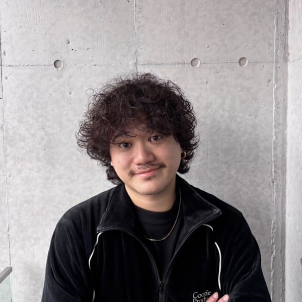 髪質改善 博多 祇園 美容室 im【イム】のスタッフ紹介。今別府 昌幸