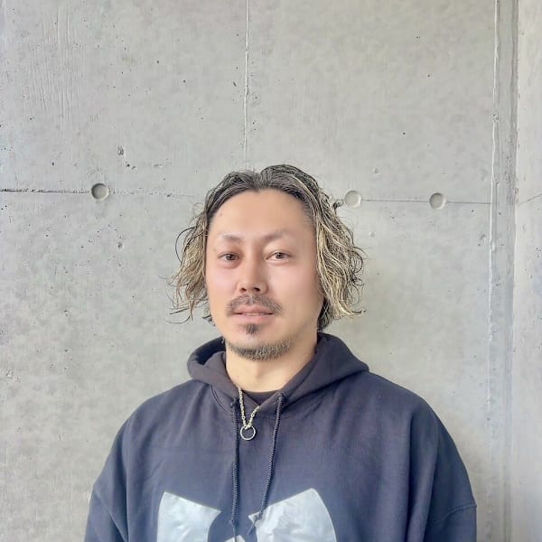 髪質改善 博多 祇園 美容室 im【イム】のスタッフ紹介。永石 大士