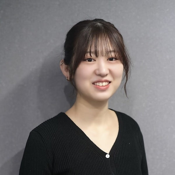 est-r.Fukuoka【福岡博多店】【エストアールフクオカ フクオカハカタテン】のスタッフ紹介。Hinano