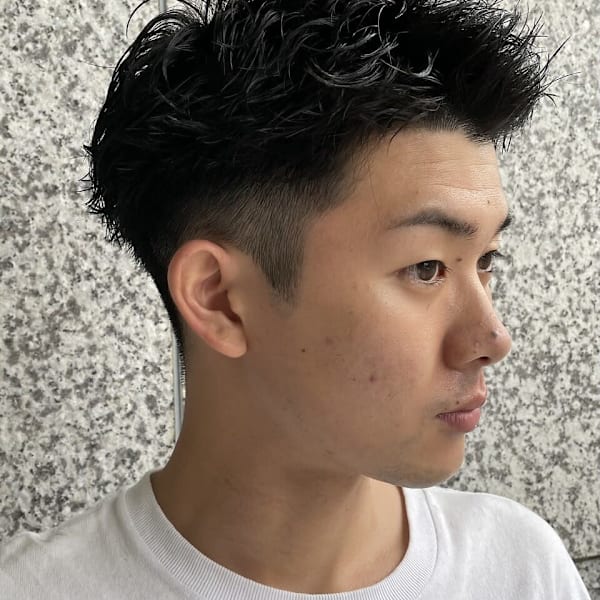 ニュアンスパーマビジネスショートリバースパーマアップバング