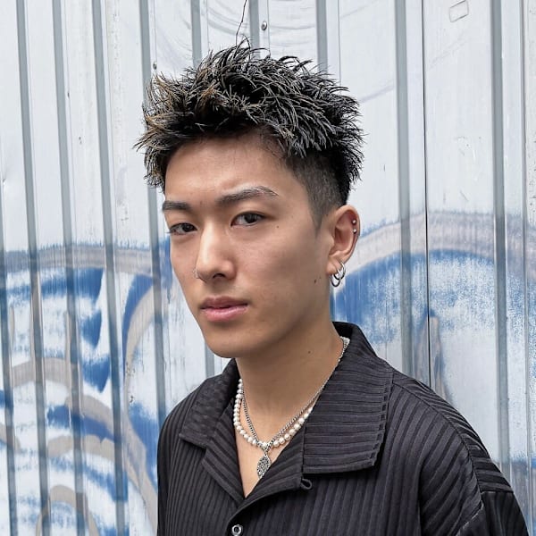 スパイキーショートアップバング刈り上げショートメンズショート