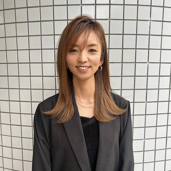 美容室クラフト 千葉ニュータウン店【ビヨウシツクラフトチバニュータウンテン】のスタッフ紹介。岸 麻衣子