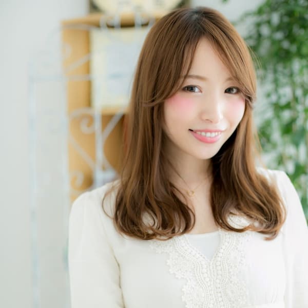 イノセントカラーのツヤ髪ロング