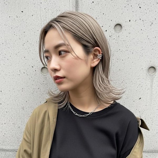 全頭ブリーチ/レイヤーカット/モテ髪外ハネへア