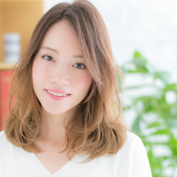 かきあげ前髪♪小顔セミディ