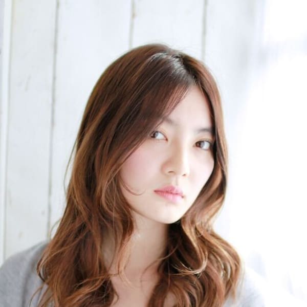 長めバング ルーズカールロング