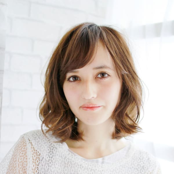 大人可愛い外ハネボブ|髪質改善 完全完結型個室サロン people[  ] 勝どき 美容室NEW OPEN 12月1日