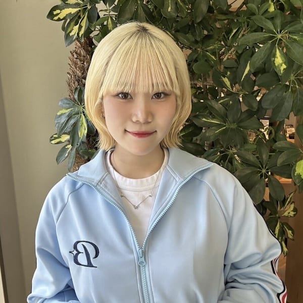 soin de brace 瓜破店【ソワンドゥブレスウリワリテン】のスタッフ紹介。岡山 紗里奈