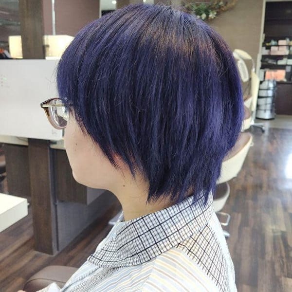 ショートボブ