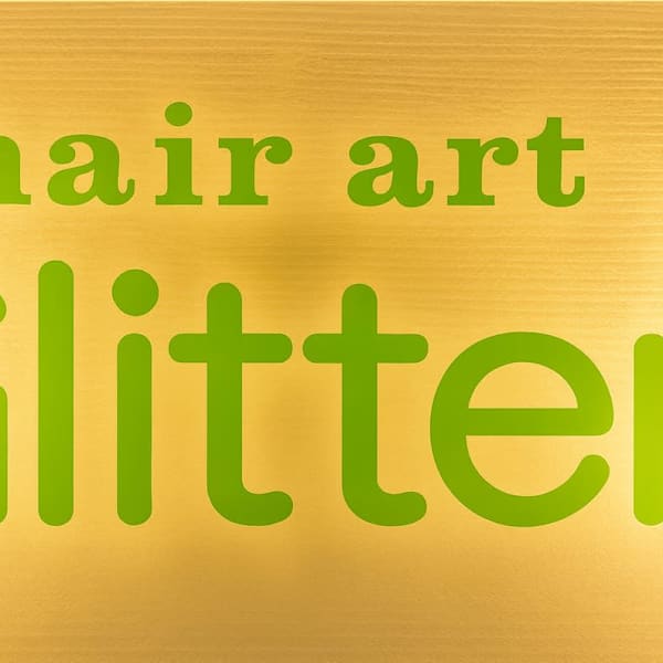 hair art Glitter【ヘアーアートグリッター】のスタッフ紹介。吉川 和紀