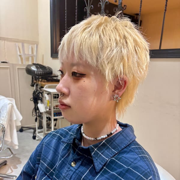 ハイトーンベリーショート