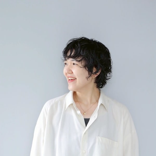 hair salon en【ヘアサロン エン】のスタッフ紹介。YUI