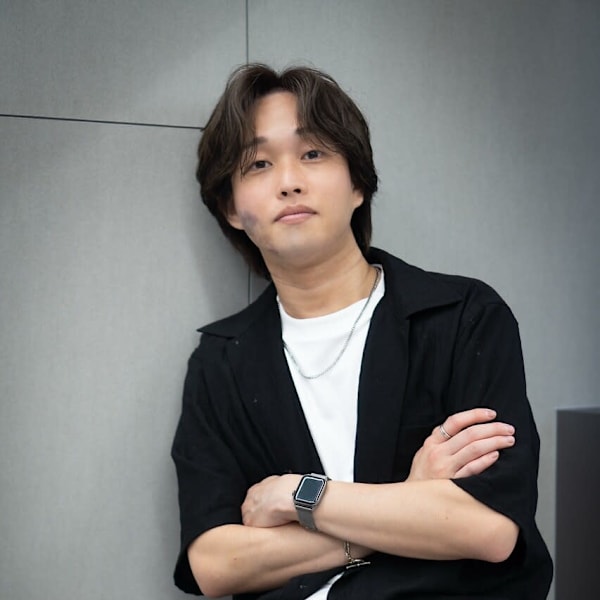 EIGHT sol 博多筑紫口店【エイト ソル】【エイト ソル ハカタチクシグチテン】のスタッフ紹介。福永 速人