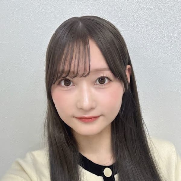 アイブロウサロン i'm 小倉店【眉毛専門店】【アイブロウサロン アイム　コクラテン マユゲセンモンテン】のスタッフ紹介。アイリ 