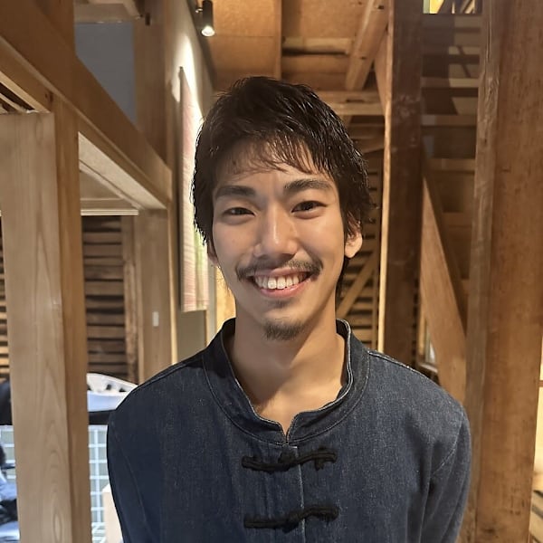 代々木上原美容室【ヨヨギウエハラビヨウシツ】のスタッフ紹介。岡本 淳平