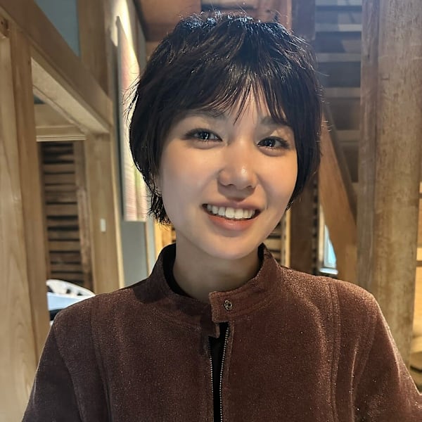 代々木上原美容室【ヨヨギウエハラビヨウシツ】のスタッフ紹介。中山　由依子