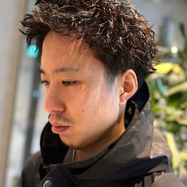 スパイキーショート ツイストスパイラルパーマ アップバング