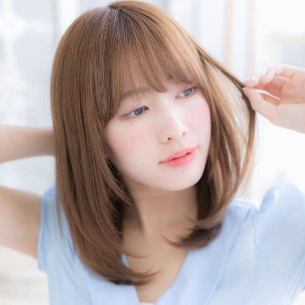 大人可愛いシースルーバングくすみベージュ リタッチカラー