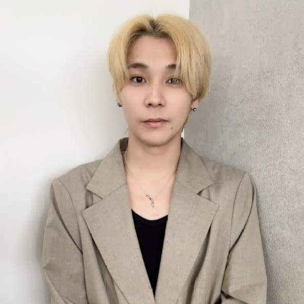 全席個室美容室 Zina 西新 髪質改善&トリートメント【ジーナ フクオカニシジン カミシツカイゼン トリートメント】のスタッフ紹介。嘉藤 凛