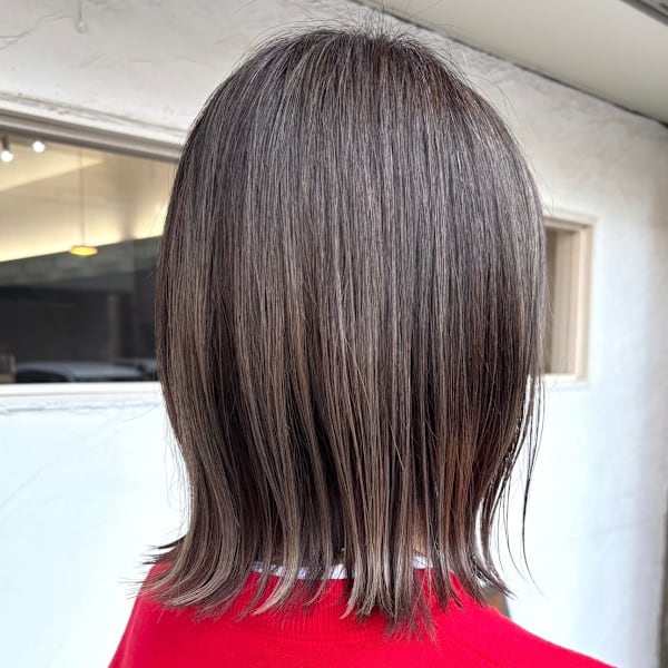 クラゲヘアー/オリーブグレー/黒髪/ココアベージュ/小顔/松