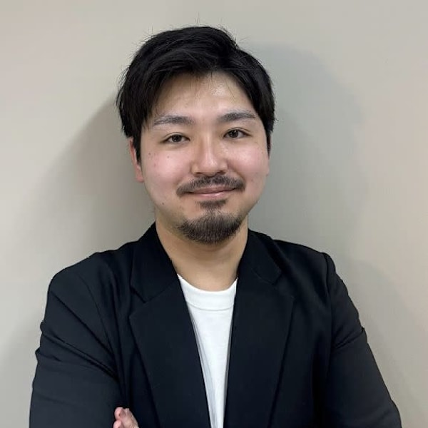 全席個室美容室 Zina 大宮 髪質改善＆トリートメント【ジーナ】【ゼンセキコシツビヨウシツ ジーナ オオミヤ カミシツカイゼンアンドトリートメント】のスタッフ紹介。佐藤 宏紀