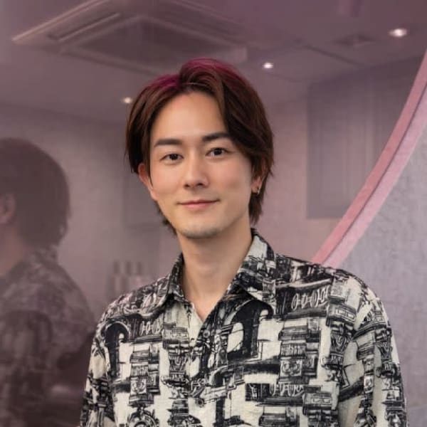 倉崎涼 代表|Lond one 縮毛矯正/髪質改善/ダブルカラー/レイヤーカット/ボブ 神戸三宮【ロンドワン】