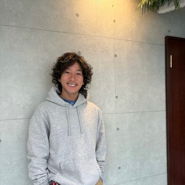 L=im【エルイコールアイエム】のスタッフ紹介。日諸 卓也