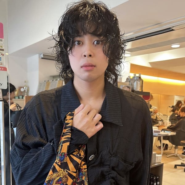 カーリーヘアラフメンズミディアムパーマ