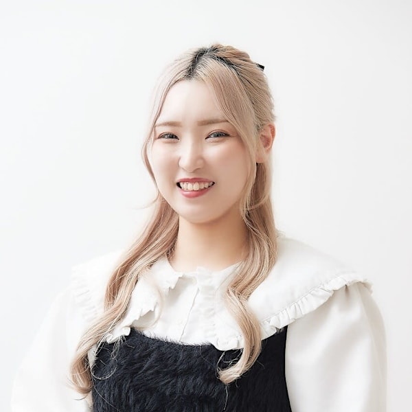 【完全個室サロン】tocca hair&treatment 柏店【カンゼンコシツサロン トッカヘアーアンドトリートメント カシワテン】のスタッフ紹介。Ami