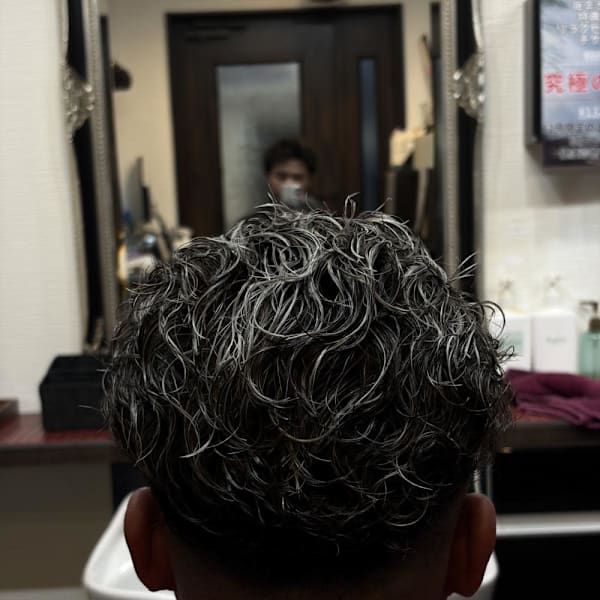 極道パーマ×ホワイトメッシュ|GUY'S HAIR 133【ガイズ ヘアー イサミ】