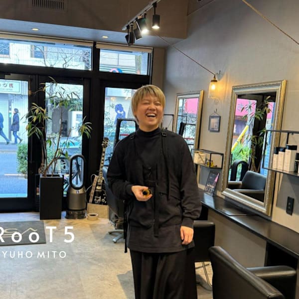 √5 SHINJYUKU【ルートファイブシンジュク】のスタッフ紹介。水戸 佑歩