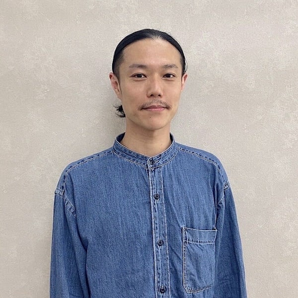 fullbloom hair&spa【フルブルーム ヘアアンドスパ】のスタッフ紹介。橋口 大介