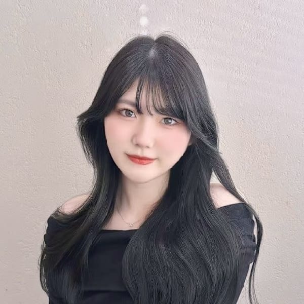 長尾 あみ|全席個室美容室 Zina 横浜 髪質改善&トリートメント【ジーナ】