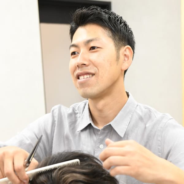 ODDIY HAIR&SKIN【オッディーヘアーアンドスキン】のスタッフ紹介。高橋 大