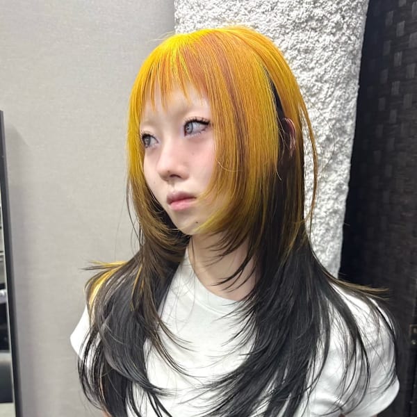 インナーカラー　デザインカラー　ケアブリーチカラー　原宿