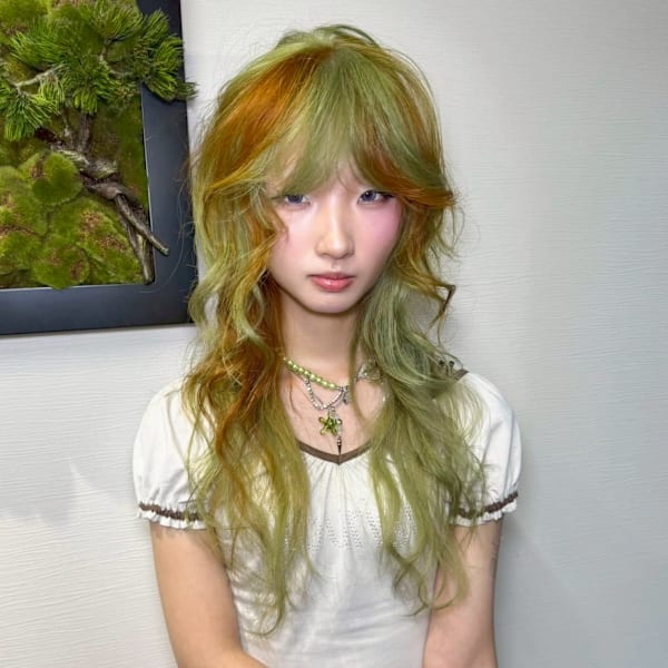 セクションカラー　デザインカラー　ブリーチカラー　原宿