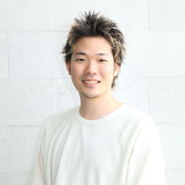 COLORE【コロレ】【コロレ】のスタッフ紹介。赤松 こうすけ