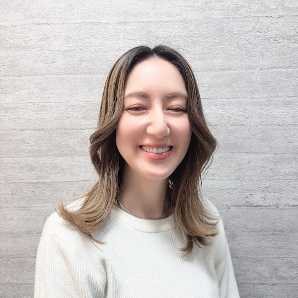 Lisa|髪質改善個室サロンprimoCサロン綾瀬美容院