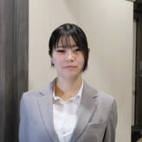 グレイスフルバーバー プラチナム【グレイスフルバーバー プラチナム】のスタッフ紹介。西村 乃愛