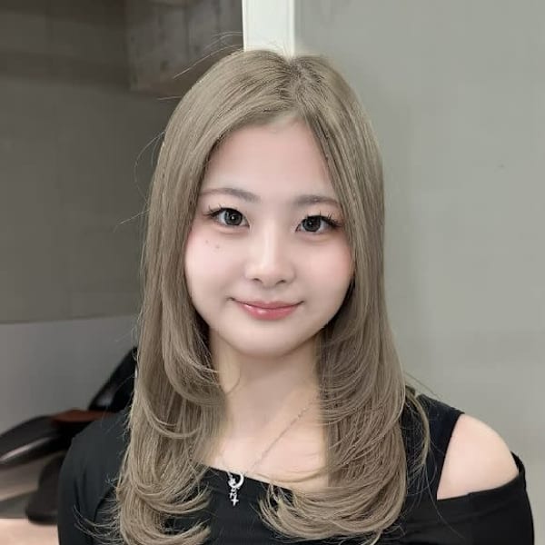 Lond Mirror【ロンド ミラー】のスタッフ紹介。RIMI