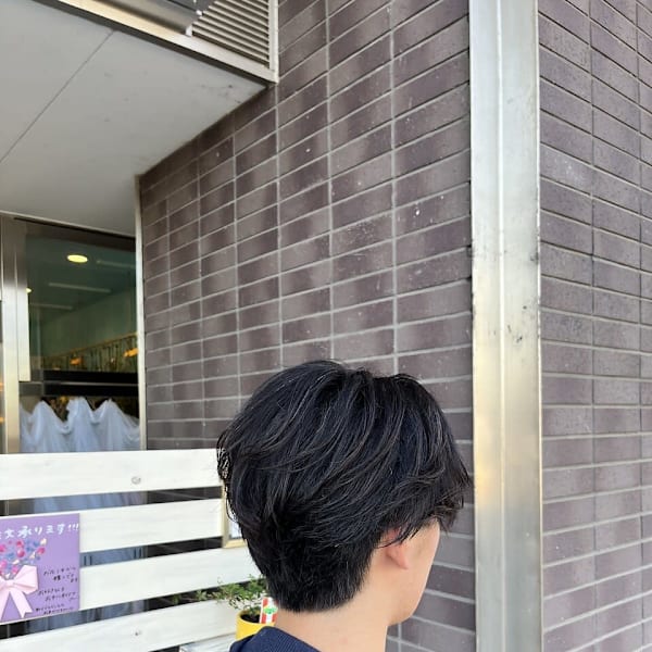 毛流れセンターパートフェザーパーマ