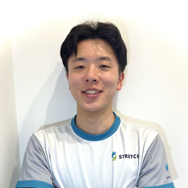 ストレッチplus【ストレッチプラス】のスタッフ紹介。スズキ　ヒロト