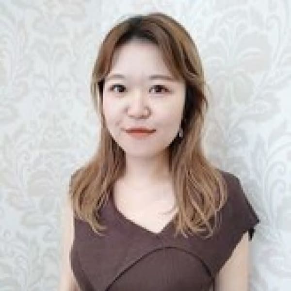 CLOE by LUVISM BP2店【クロエバイラヴィズム ビーピーツーテン】のスタッフ紹介。久保田 瞳