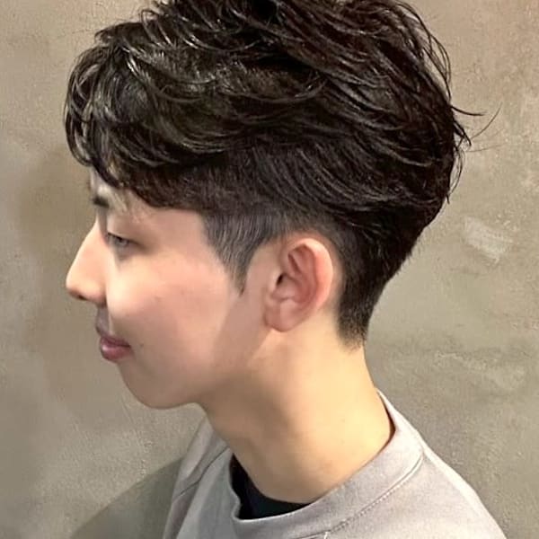 フェザーパーマ ツーブロック アップバング ビジネス 20代|完全個室 THIS IS BARBER 3rd