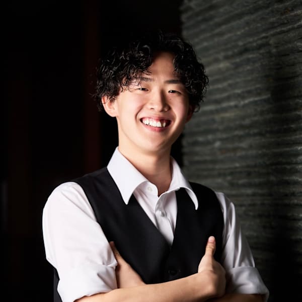 ヘアーモードキクチ 銀座店【ヘアーモードキクチ】のスタッフ紹介。木下 翼